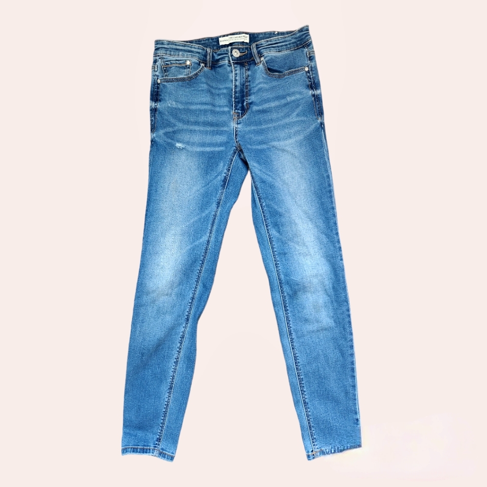 Strdivarius Reg High Waist Skinny Jeans Womens 6 Blue 5-Pocket Ankle Distressed.